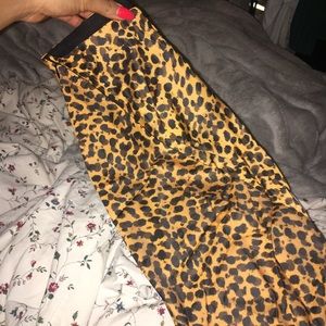 SILK LEOPARD PRINT SKIRT